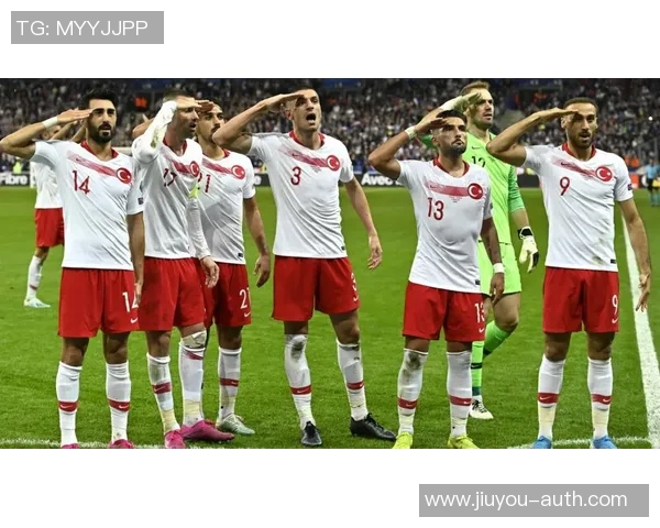 欧联杯经典对决利物浦绝杀尤文图斯全场沸腾数据分析详解