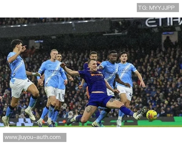 英超激战：尤文图斯逆转切尔西补时绝杀引爆全场激情